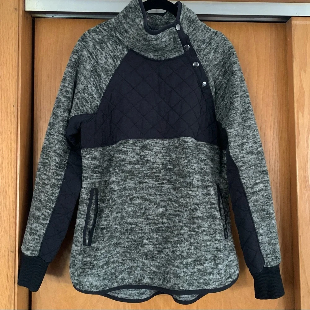 A&F Snap Pullover - Picture 1 of 4